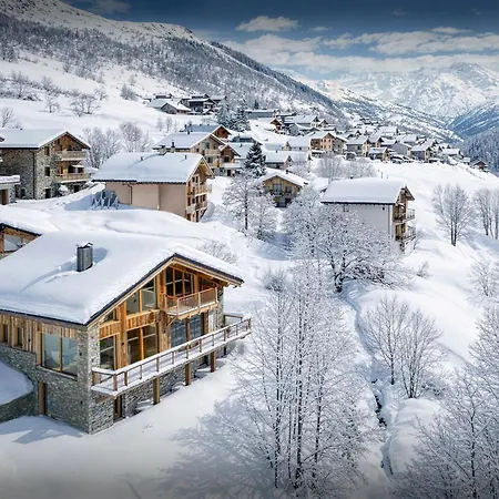 Artemis - Ovo Network Chalet *