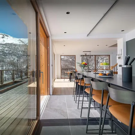 Artemis - Ovo Network Chalet *