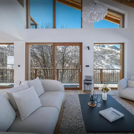 Chalet Artemis - Ovo Network *